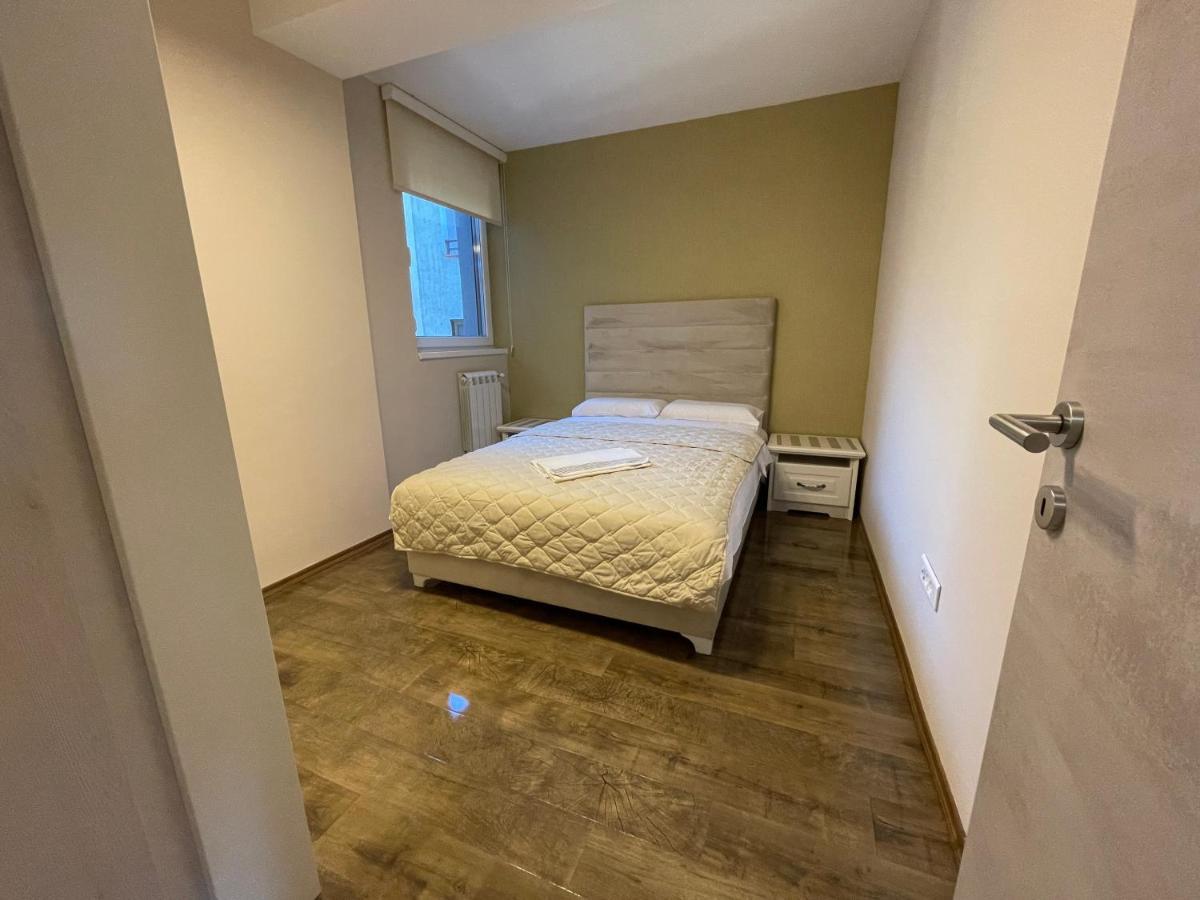 Roosevelt Apartment Skopje Esterno foto